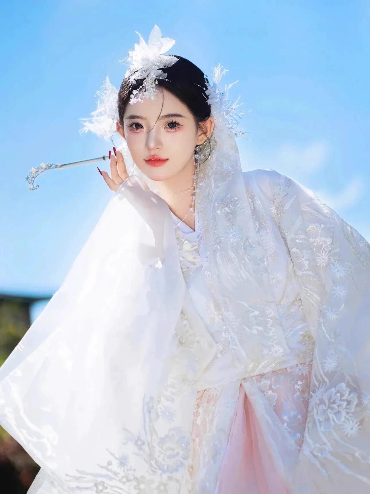 White & Pink Hanbok - Korean High-End Court Dress - Image 5