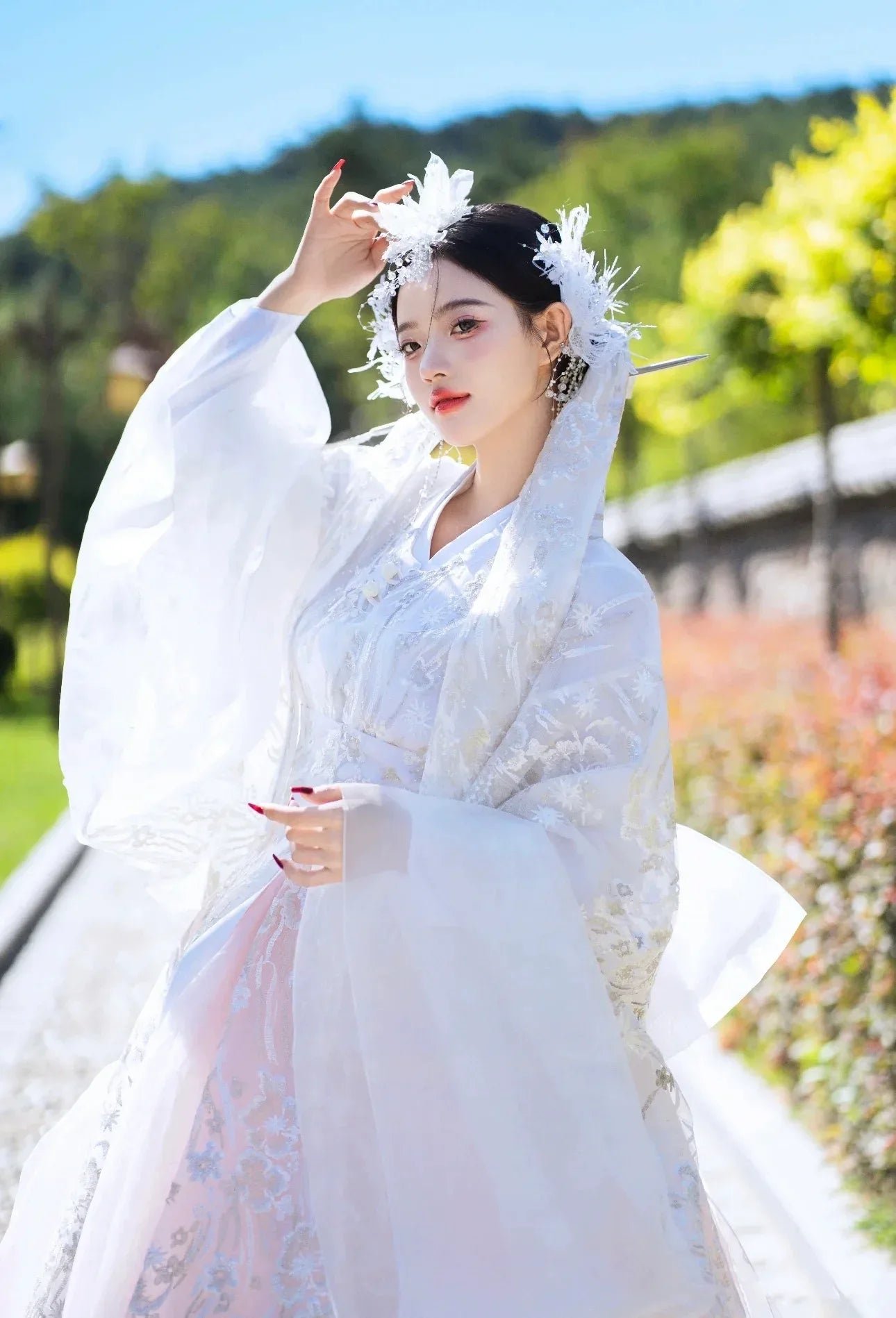 White & Pink Hanbok - Korean High-End Court Dress - Image 6