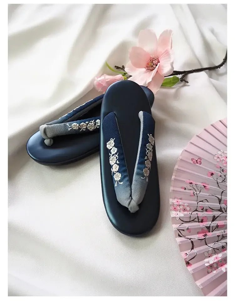 Japanese formal kimono women's shoes embroidery gradual change grass shoes - Image 6