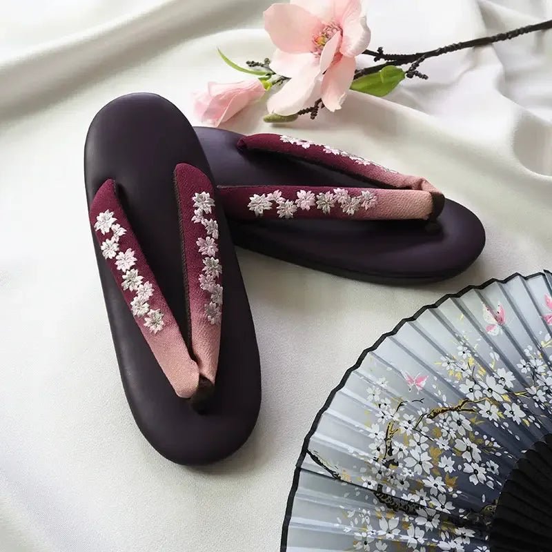Japanese formal kimono women's shoes embroidery gradual change grass shoes - Image 14