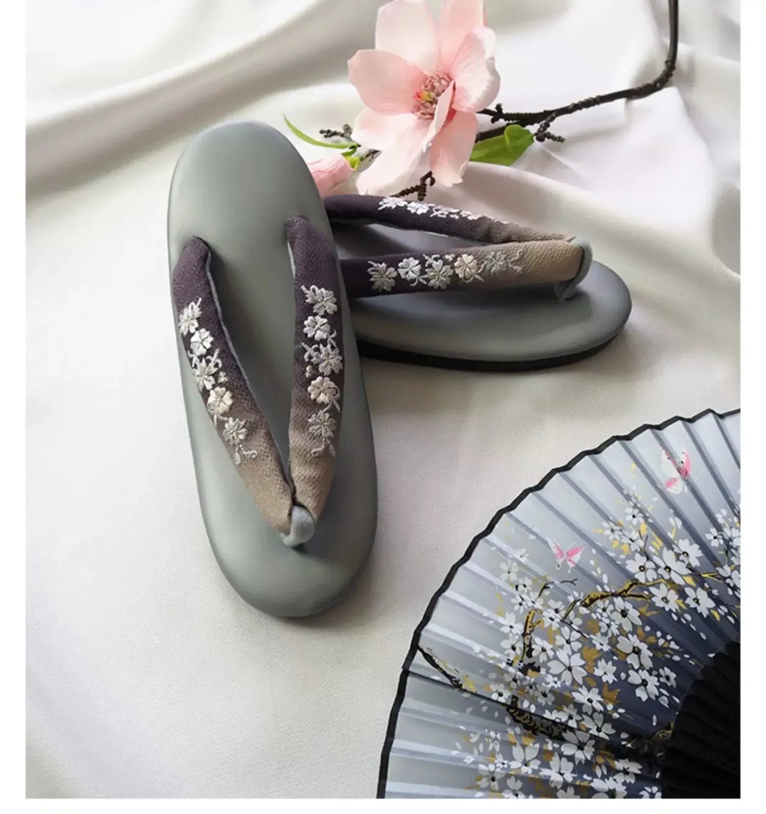 Japanese formal kimono women's shoes embroidery gradual change grass shoes - Image 8